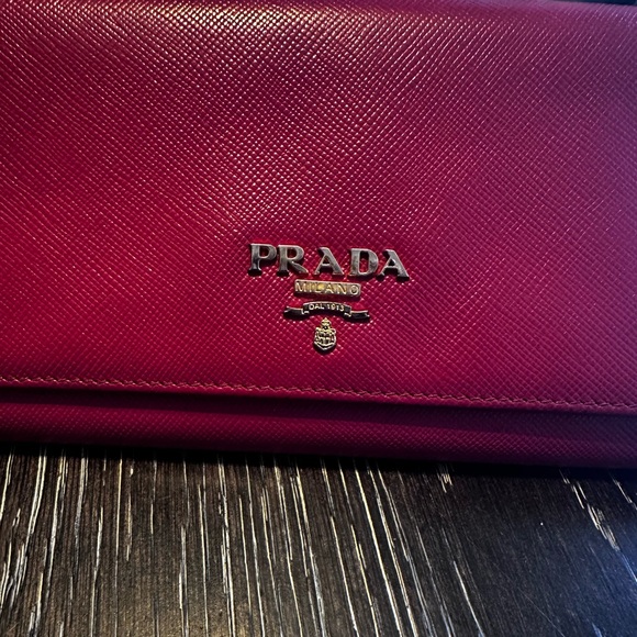Prada Saffiano Leather Wallet in Peonia Raspberry - Picture 2 of 13